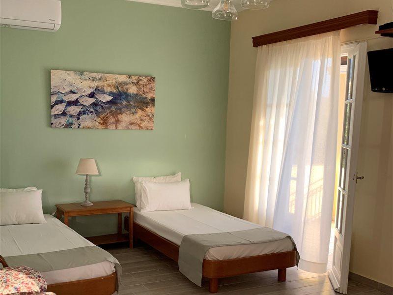 Alexandra Natalia Apartments Агиос-Гордиос Экстерьер фото