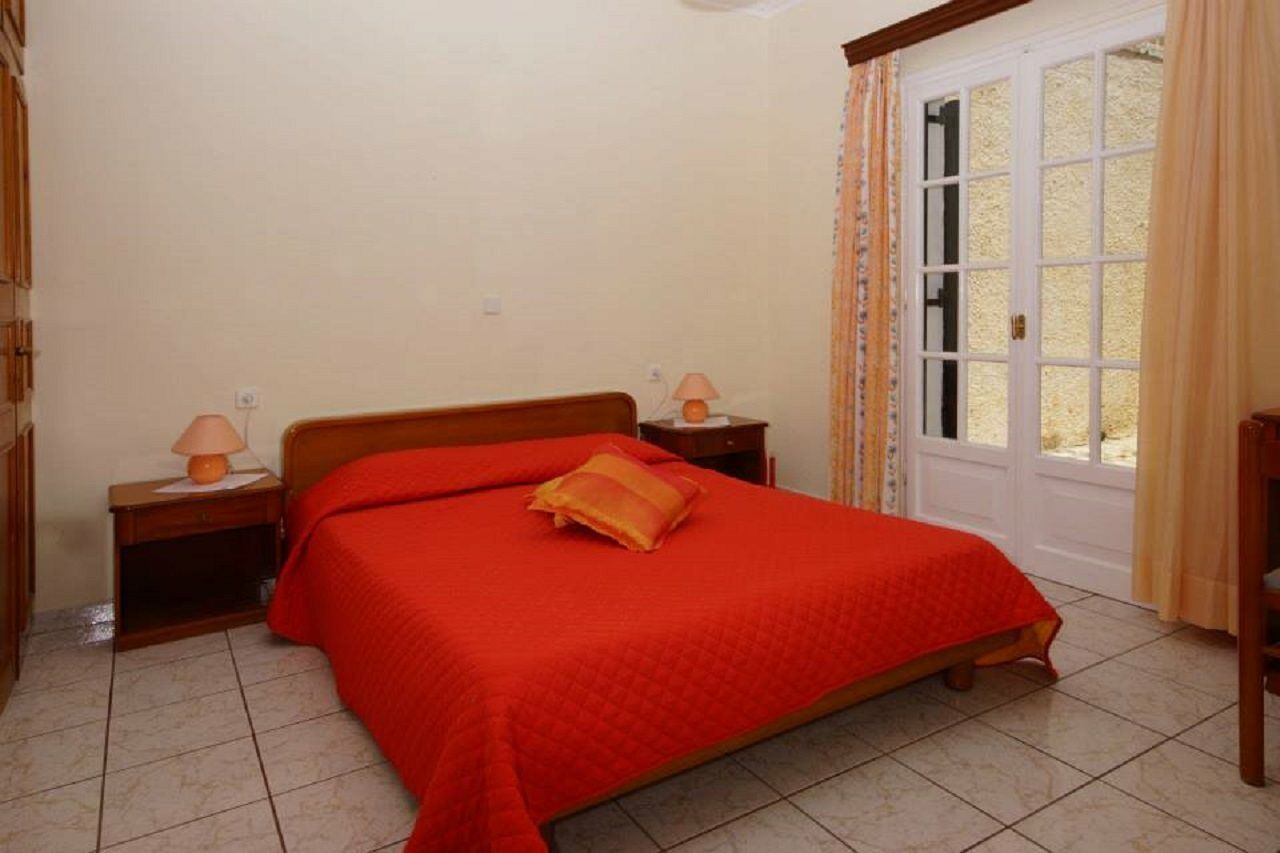 Alexandra Natalia Apartments Агиос-Гордиос Экстерьер фото