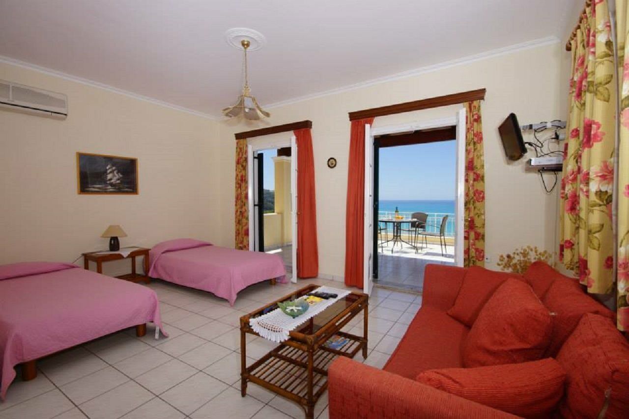 Alexandra Natalia Apartments Агиос-Гордиос Экстерьер фото